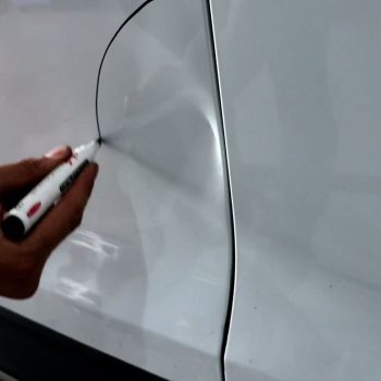 صافکاری بدون رنگ درب پورشه ماکان صافکاری بدون رنگ درب پورشه ماکان