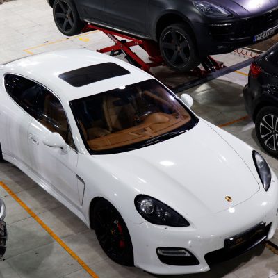 تعویض واشر درب سوپاپ و تست سلامت دنده ونوس های پورشه پانامرا توربو