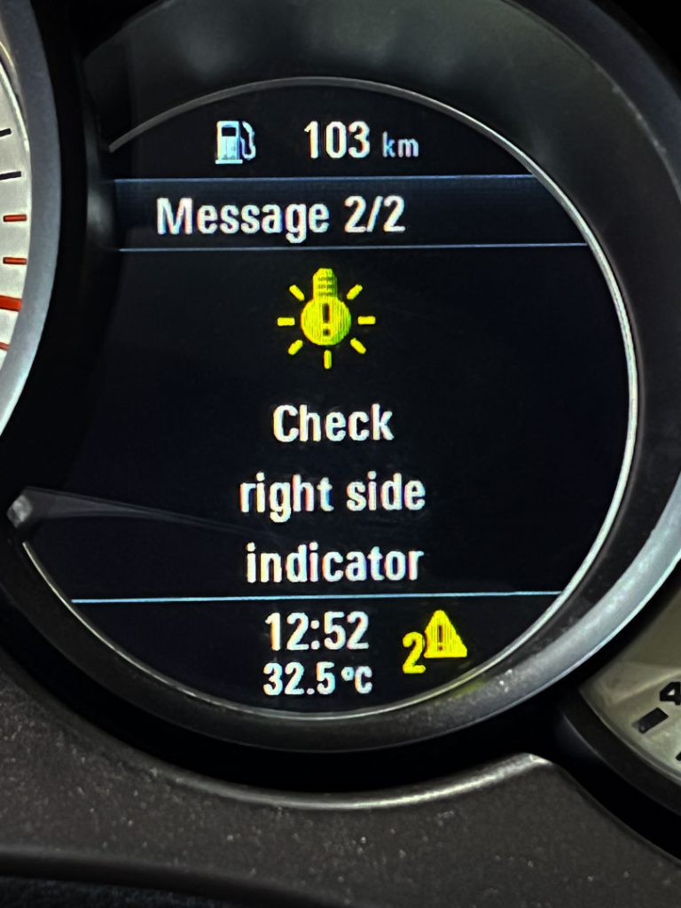 Check right side indicator ارور و خطای پورشه