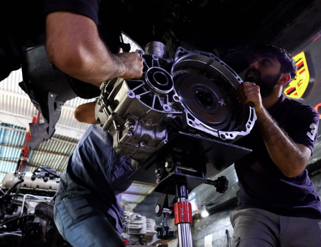 نصب گیربکس جدید برای فولکس واگن تیگوان