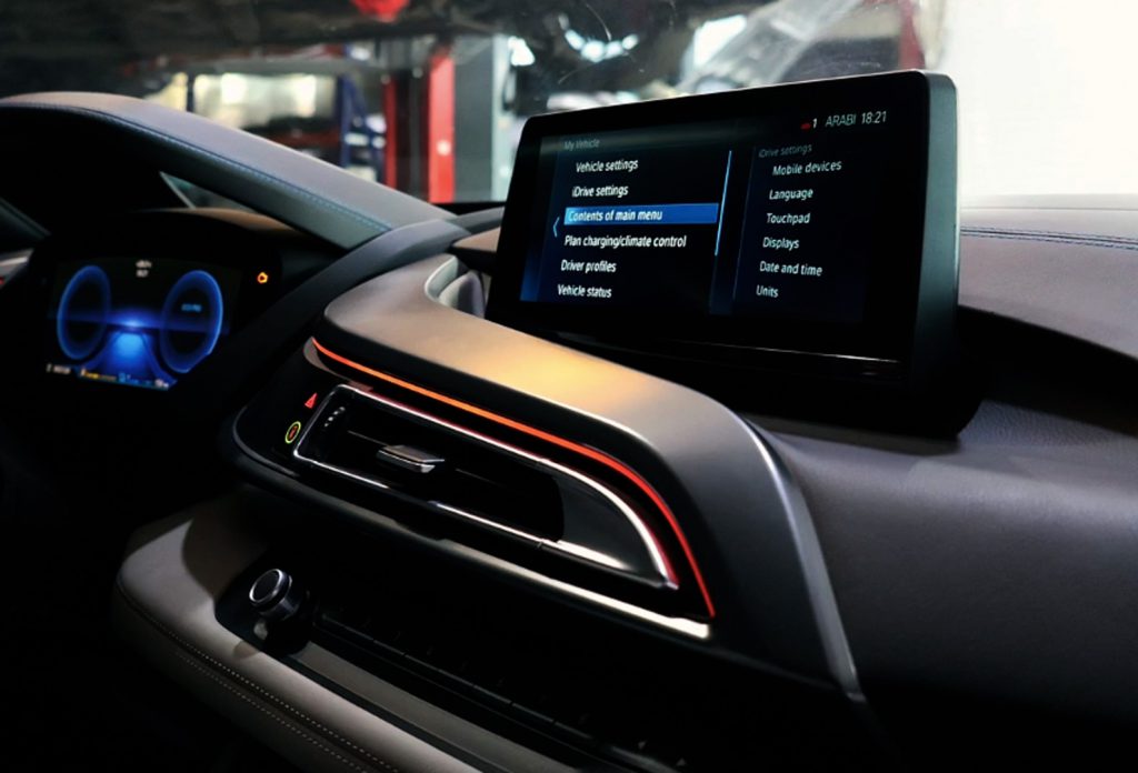 i8 سیستم ناوبری بی ام و