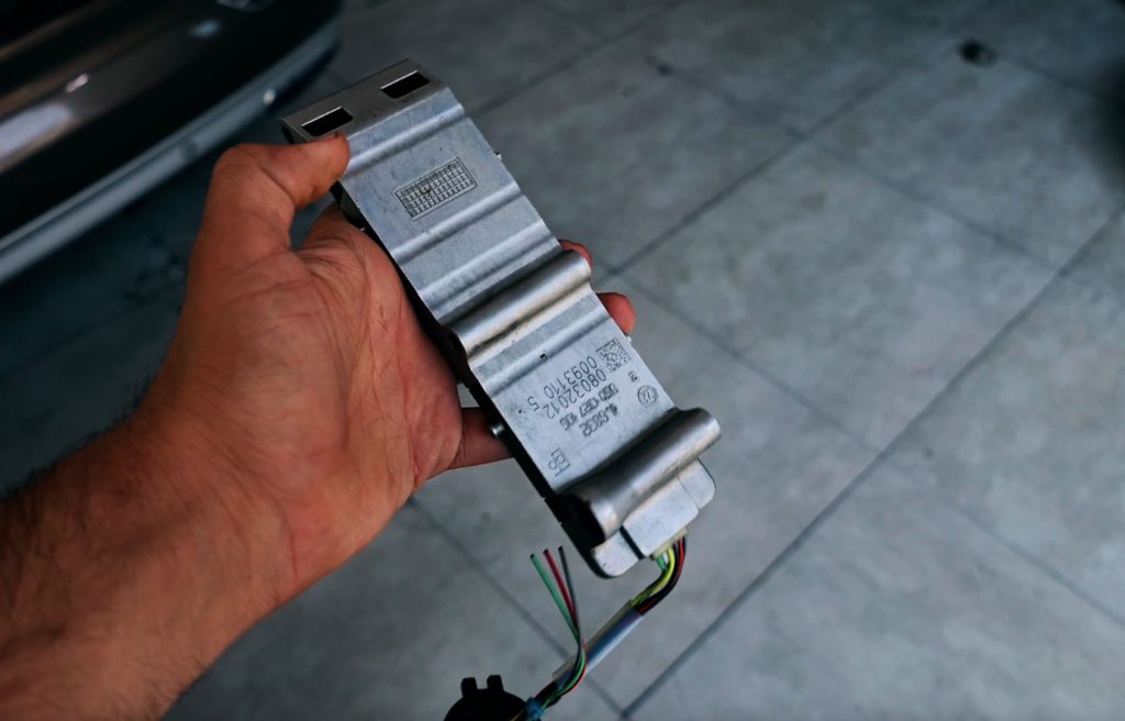 تعویض سلکتور گیربکس پورشه باکستر