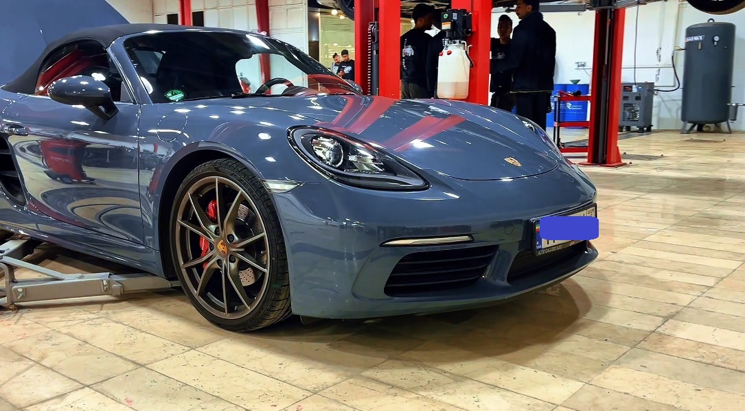 تعمیرات تخصصی پورشه 718