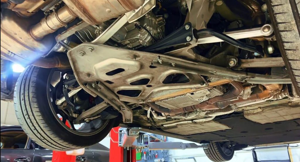 پورشه ۷۱۸ و محدودیت ها