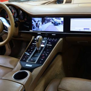 مانیتور پورشه پانامرا