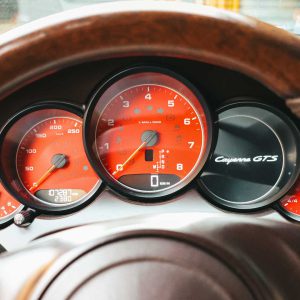 خرید کیلومتر قرمز پورشه کاین