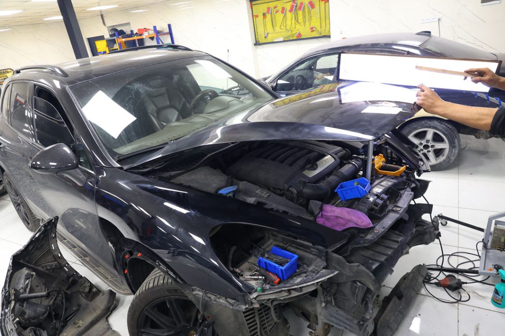 ترمیم بدنه پورشه کاین با پی دی آر