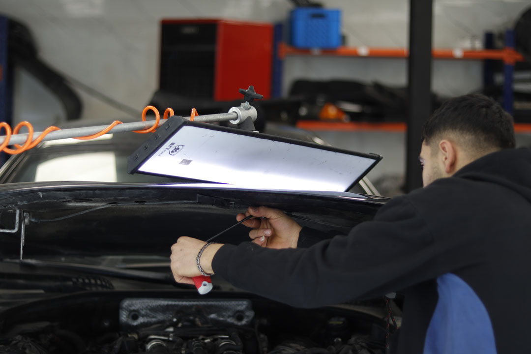 ترمیم بدنه پورشه با پی دی آر