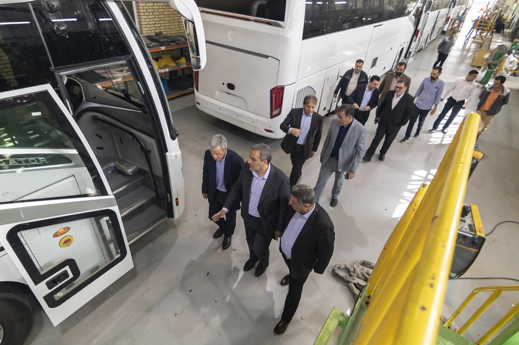 بازدید معاون حمل‌ و نقل کشور از کارخانه سروش موتور مبنا
