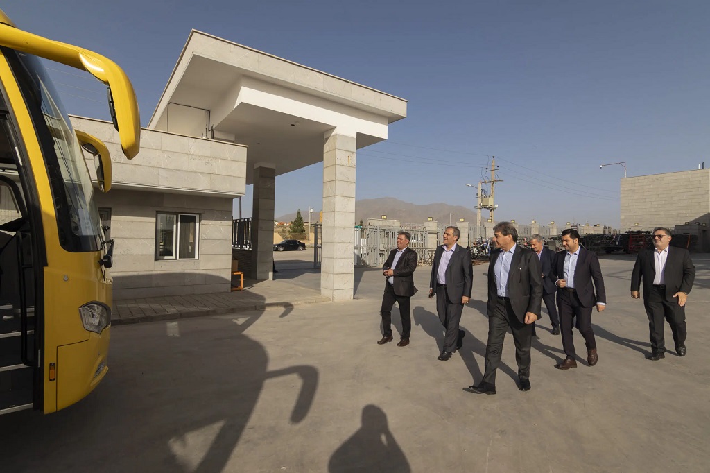 بازدید معاون حمل‌ونقل کشور از کارخانه سروش موتور