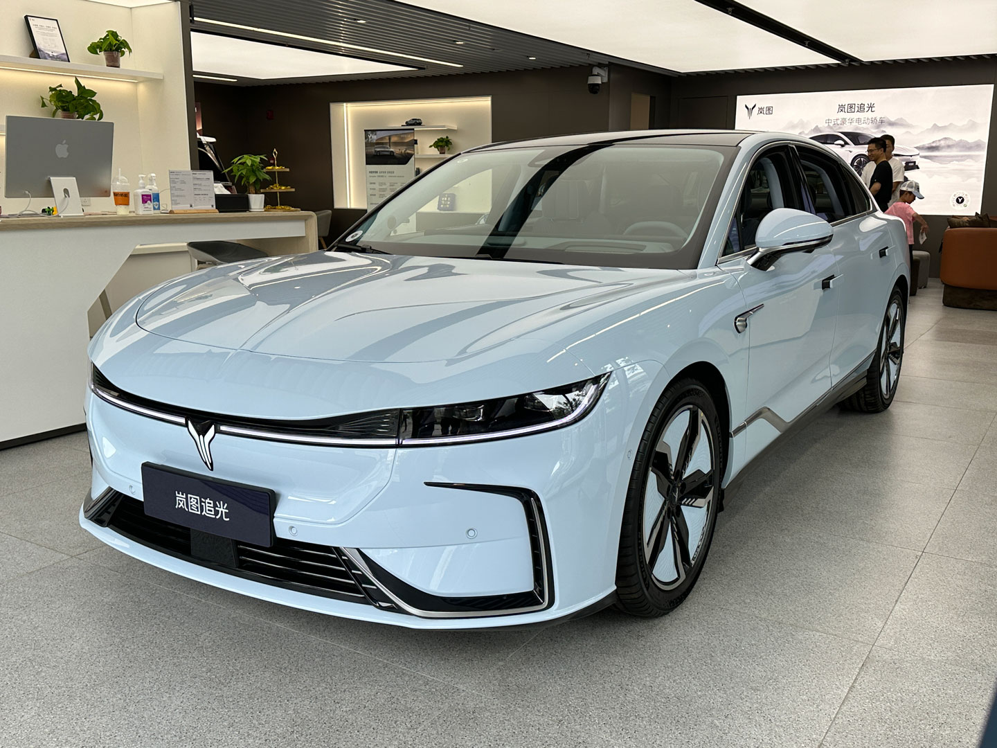 فروش وویا پشن 2025