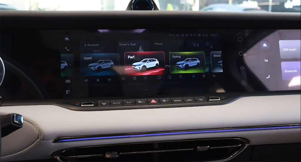 داشبورد متحرک وویا فری