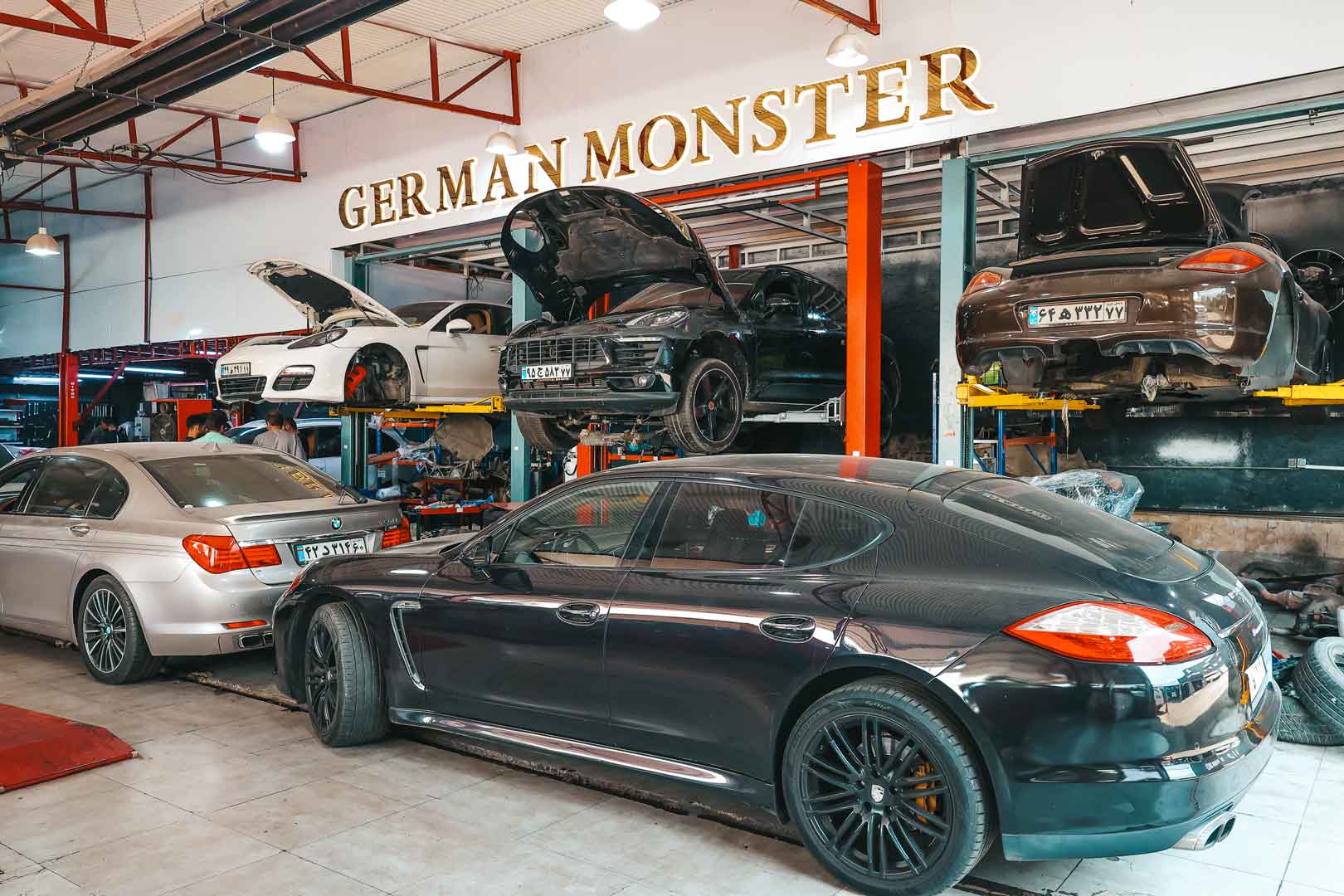 نمایندگی پورشه مشهد