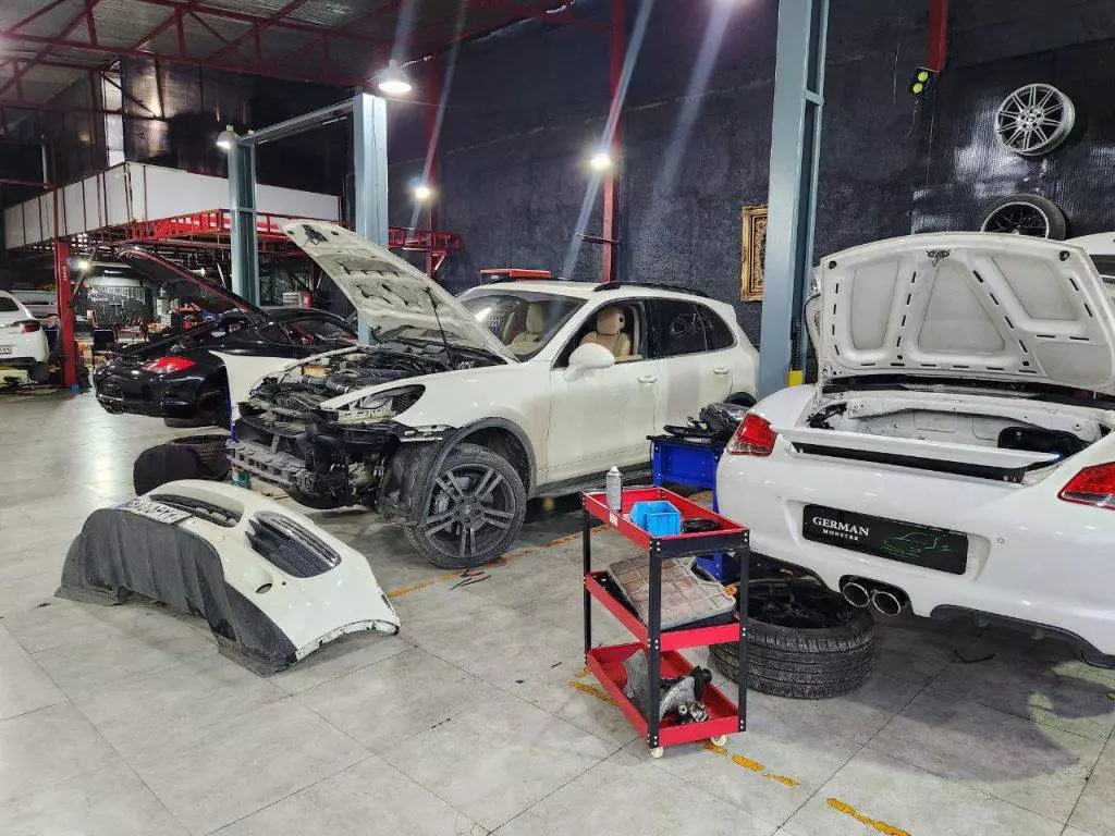 نمایندگی پورشه در استان مرکزی