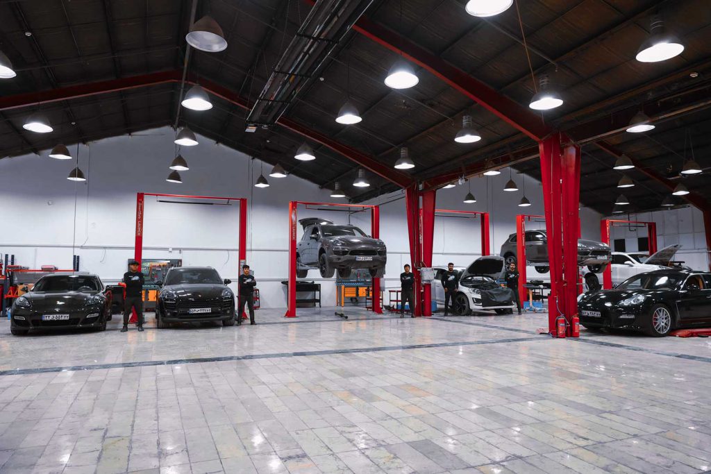 نمایندگی مرکزی پورشه در بندرعباس