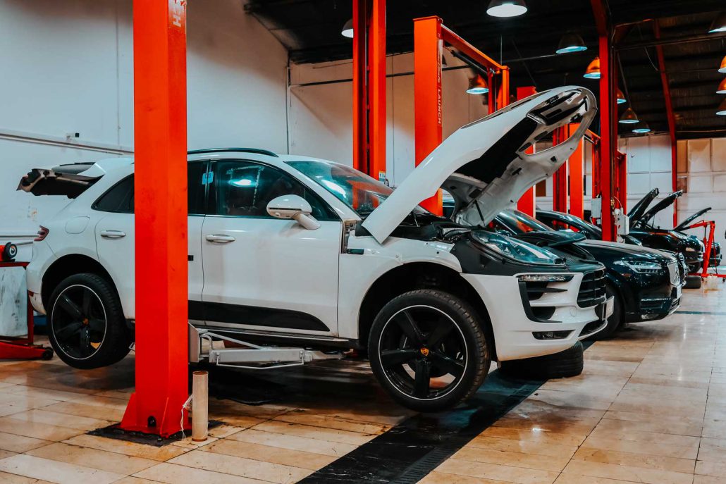 تعمیرگاه پورشه ماکان در ایلام