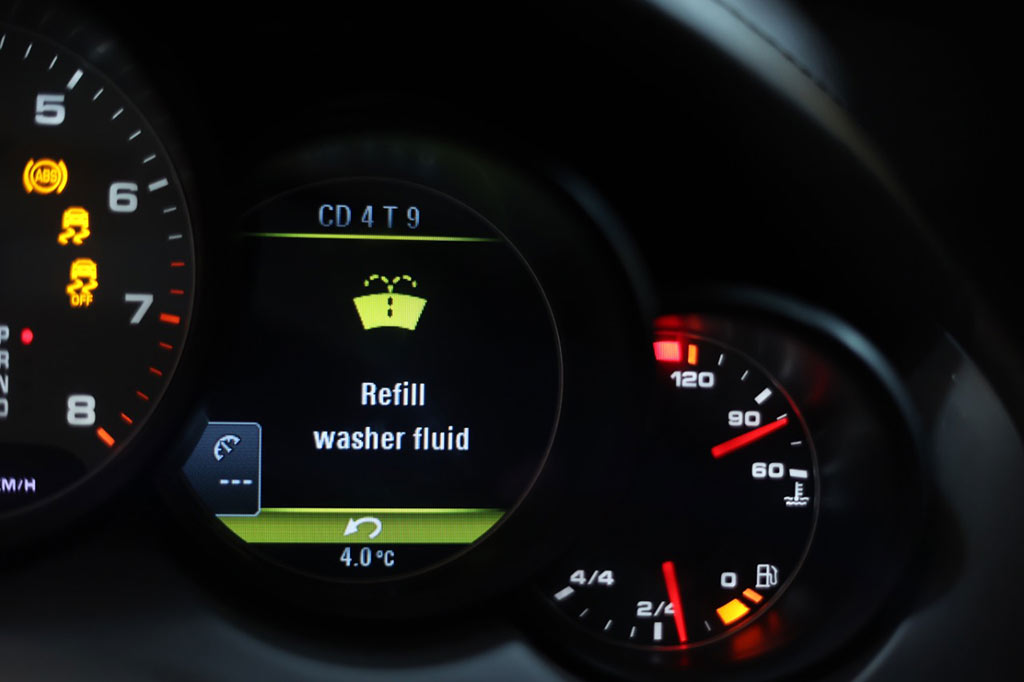 خطای کمبود مایع منبع شیشه شور